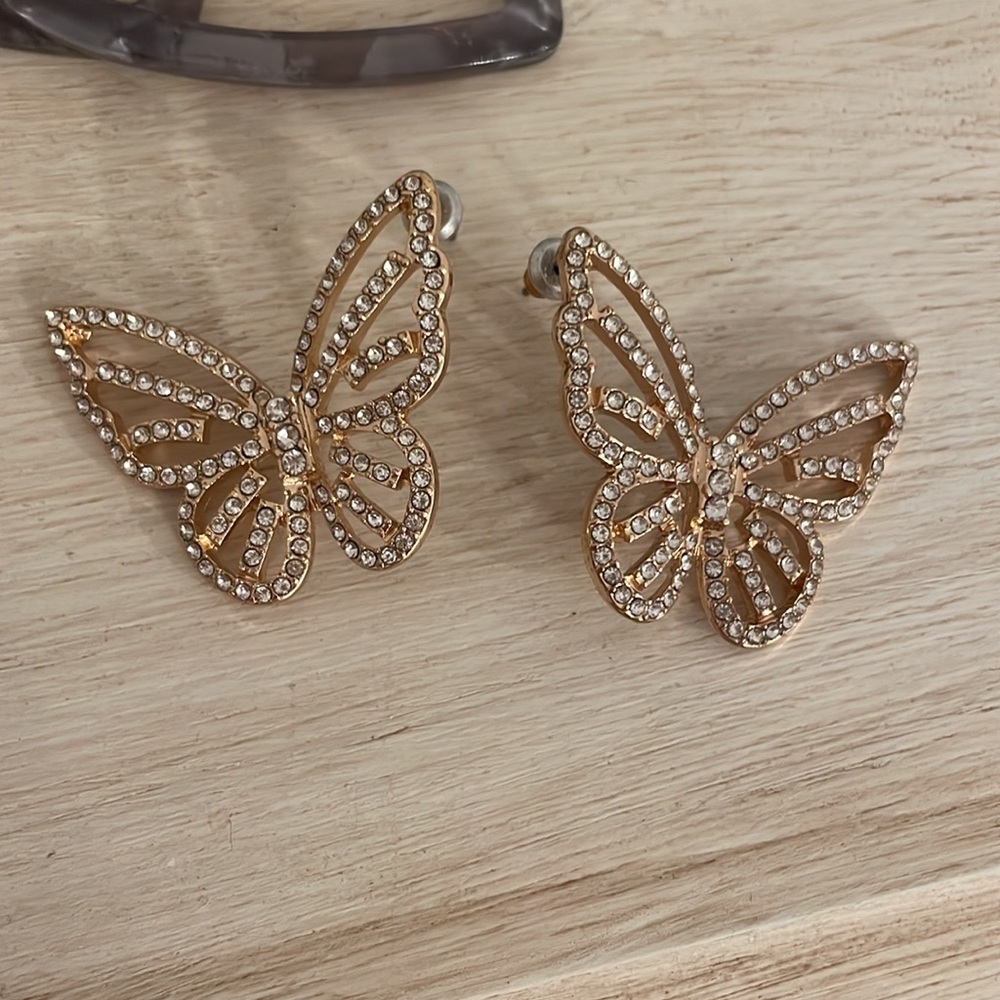 Earring Bundle - Picture 2 of 4